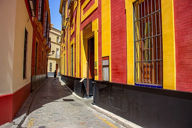 Die Calle Argote de Molina im Barrio de Santa Cruz